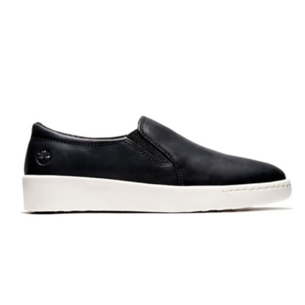 NIB. TIMBERLAND Women’s Teya Slip-On Shoes